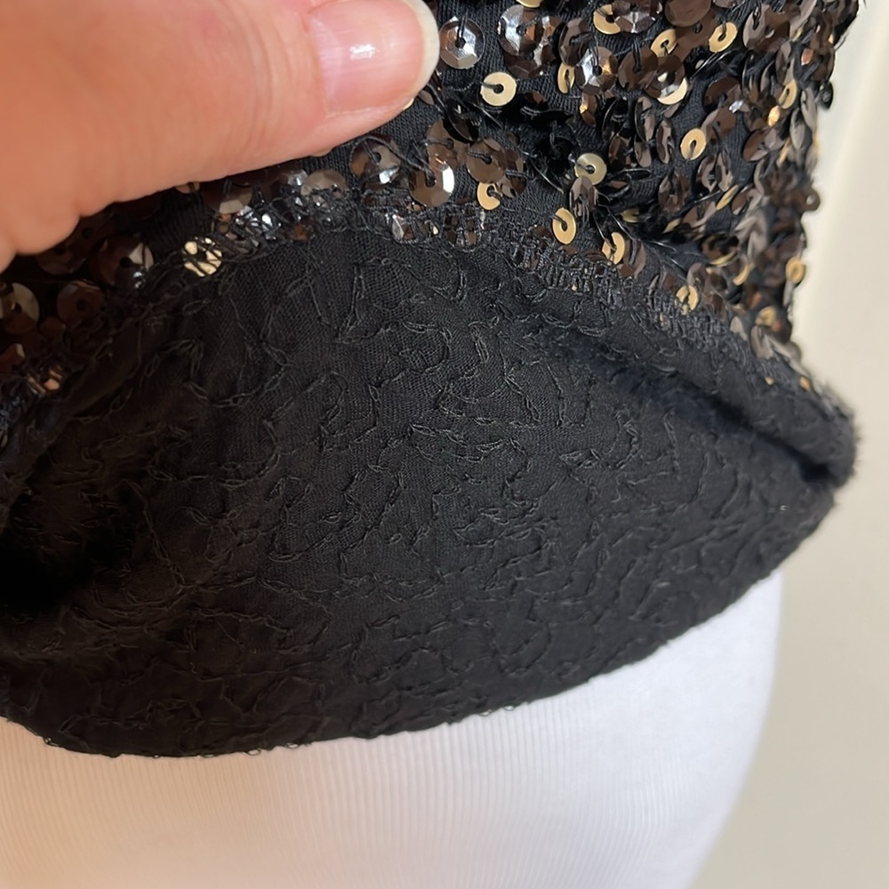 Darling sequin top. - Picture 9 of 13